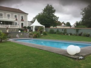 Belle piscine à Montreuil-sur-Mer