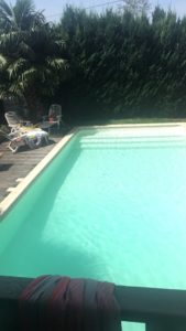 Belle piscine à Vaulx-en-Velin