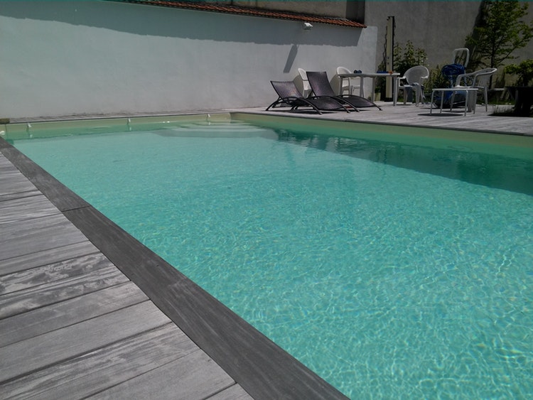 Jolie piscine à Reims